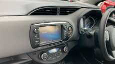 Toyota Yaris 1.0 VVT-i Icon 5dr Petrol Hatchback